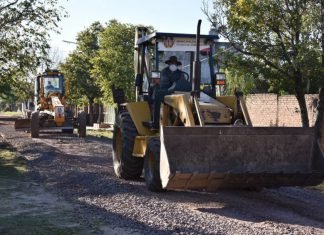 Trabajos de enripiado y mejoramiento vial