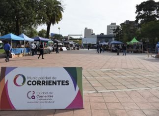 Los Artesanos dijeron presente en la plaza Cabral