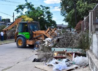 Operativo de descacharrado en el barrio Galván