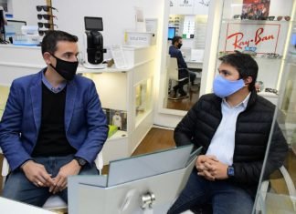 Una óptica local realizó donaciones de alimentos a traves de la red Juntos Chamigos