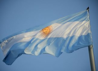 Tassano y Valdés encabezarán el acto por el Día de la Independencia