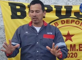 Donación de botines en el barrio Quinta Ferre y Pujol