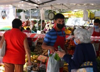 Las Ferias de la Ciudad renuevan su recorrido semanal por plazas y parques