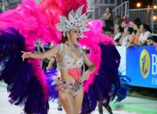 Debido a las lluvias, se suspende esta noche el Carnaval Barrial